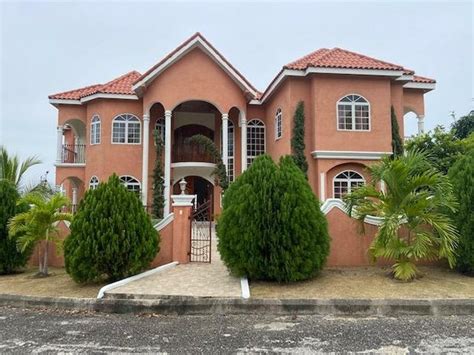 Unit # 20 Coconut Grove Complex P. . Gated community in st ann jamaica for sale